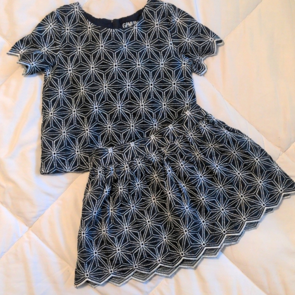 Osh Kosh 2 Piece Set